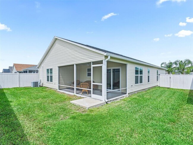 Building Photo - 449 Gilson Loop