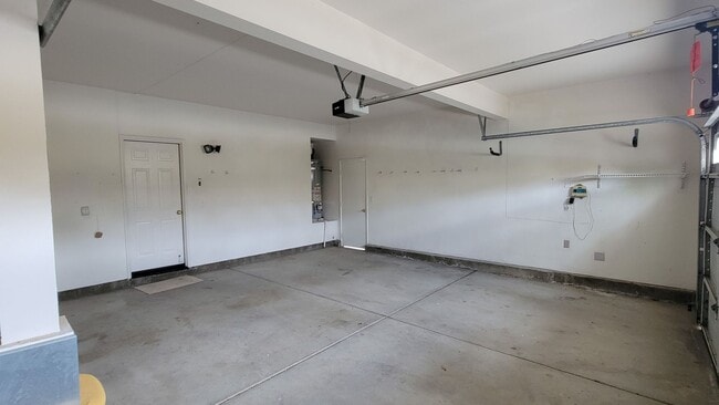 Building Photo - 12138 Wooded Vista Ln