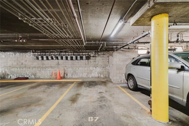 Building Photo - 333 Burchett St