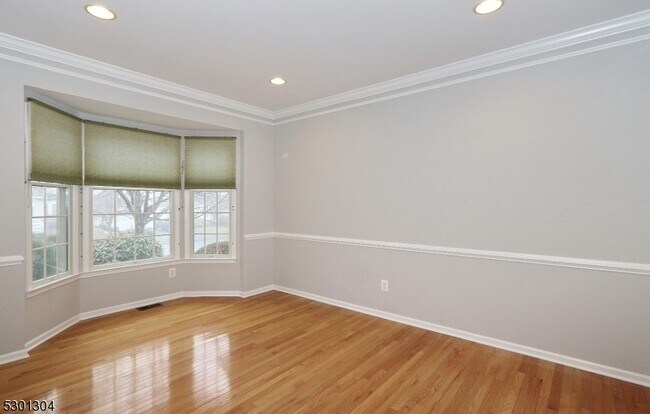 Building Photo - 67 Patriot Hill Dr