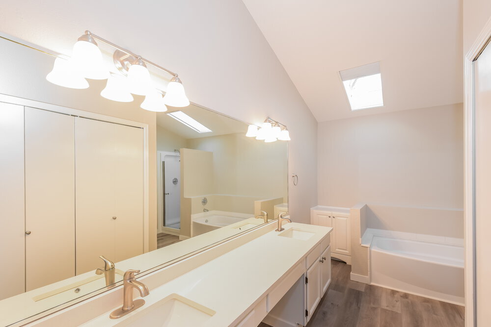 Building Photo - 4792 S Gar Way