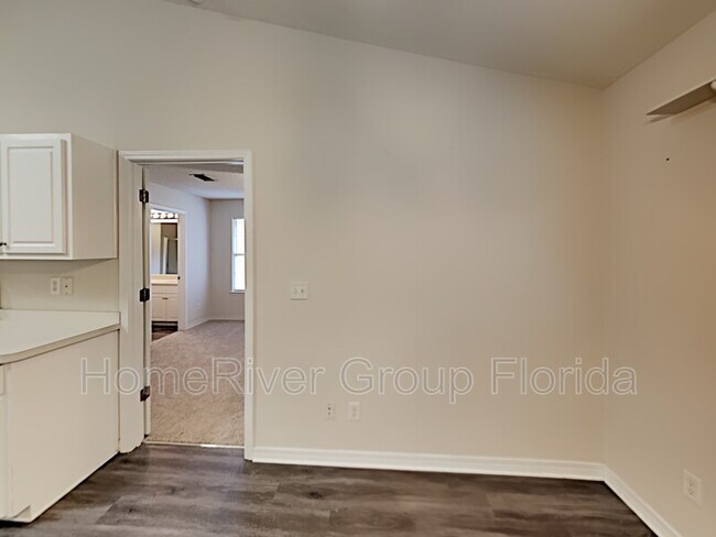 Building Photo - 5258 Hawks Nest Dr