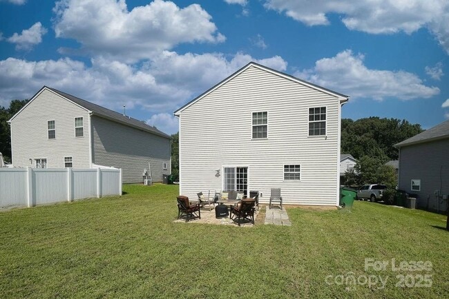 Building Photo - 3130 Osceola Lane