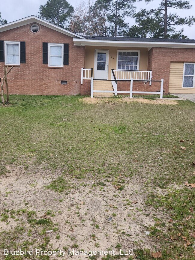3 br, 2 bath House 204 Crestmore Drive 204 Crestmore Dr Columbia SC