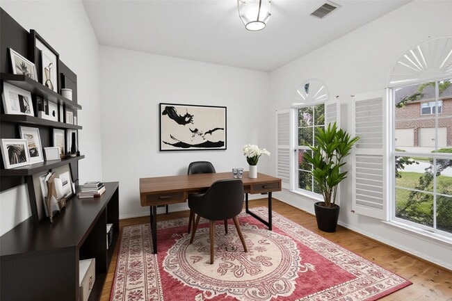 Building Photo - 4807 Wellington Way