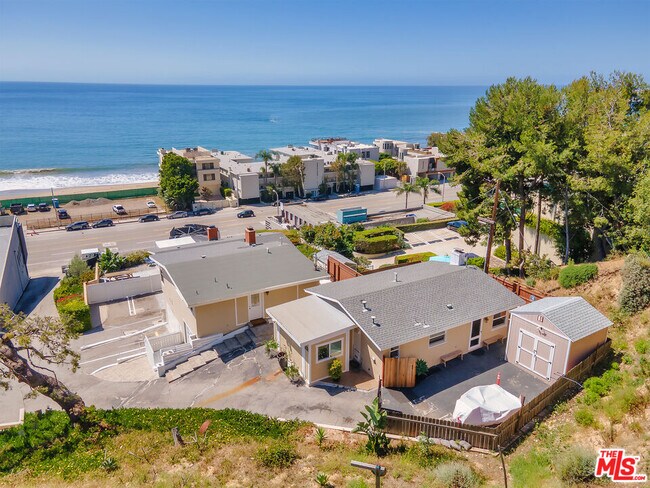 Building Photo - 22605 Pacific Coast Hwy