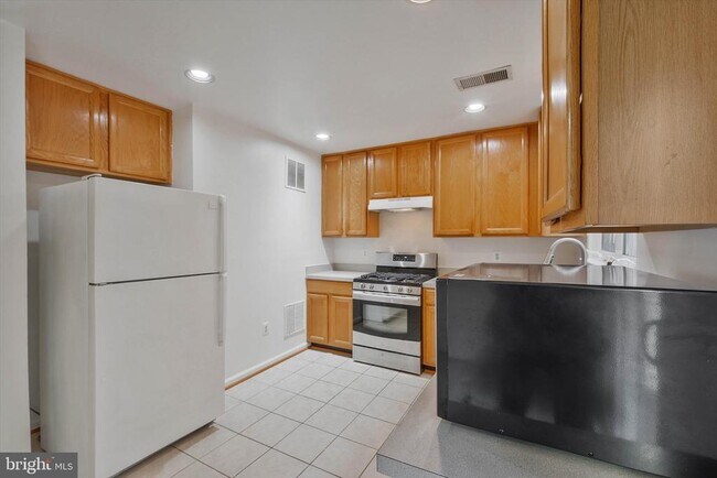 Building Photo - 14844 Edman Cir