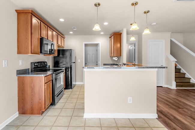 Building Photo - 2937 Westbury Ct