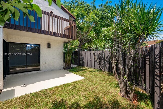 Building Photo - 11125 SW 132nd Ct