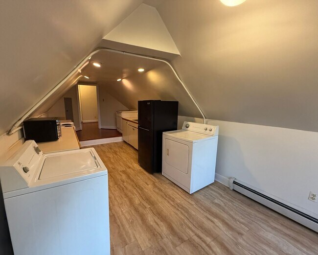 Building Photo - 312 South Upper Street, Lexington KY (Thir...