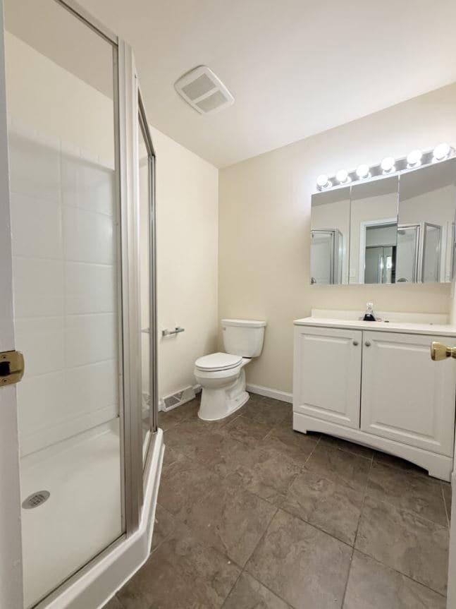 Building Photo - 504 Heritage Dr