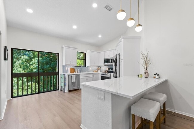 Building Photo - 1714 Starling Dr