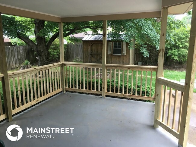 Building Photo - 7406 Maurer Ln
