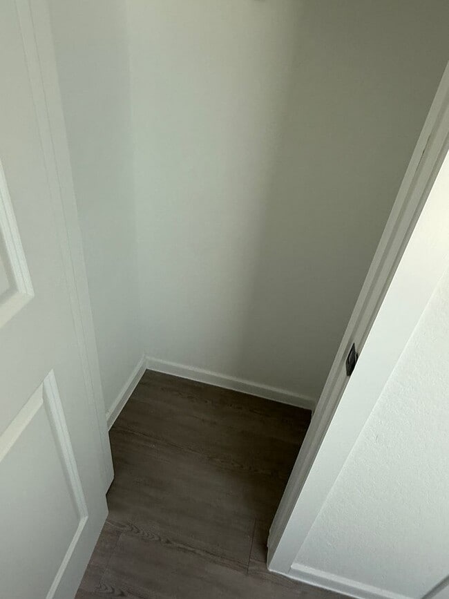 Building Photo - Tres Laurels-Wellton