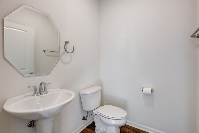 Building Photo - 2924 Reflection Dr