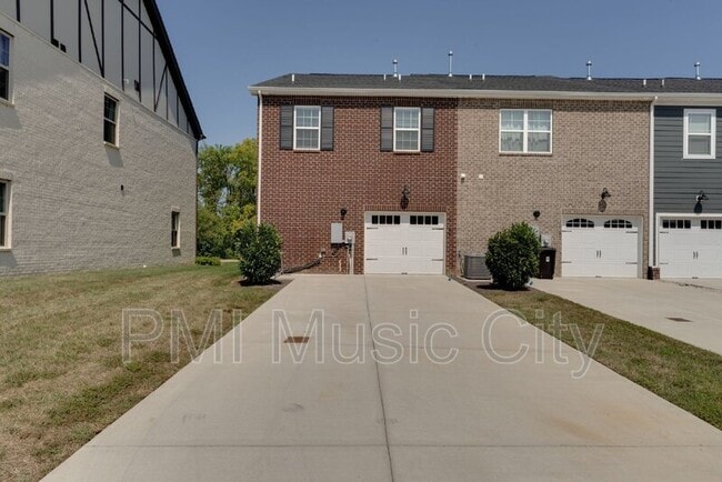 Building Photo - 1729 Old Drakes Creek Rd