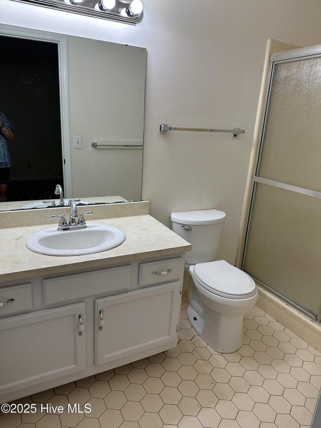 Building Photo - 3439 Regency Dr
