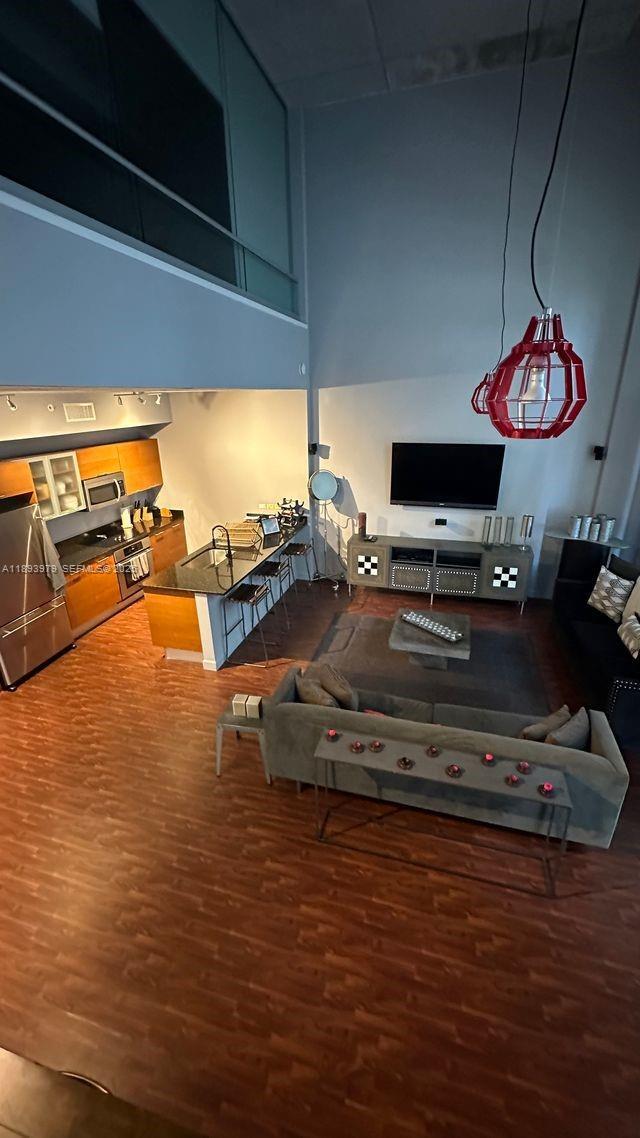 Building Photo - 3449 NE 1st Ave