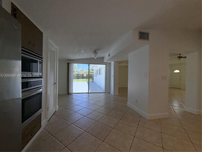 Building Photo - 15395 SW 272nd St