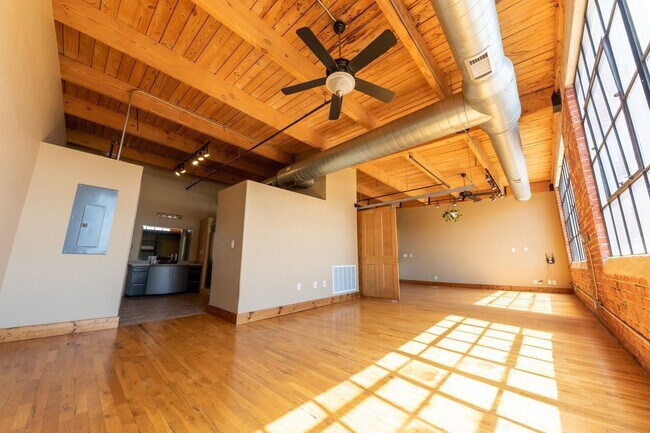 Building Photo - Large One Bedroom One and half bath Loft A...