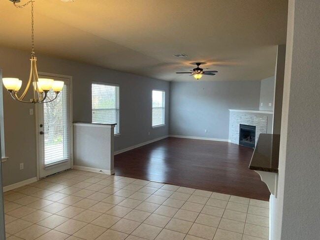 Building Photo - 2516 Pearson Way