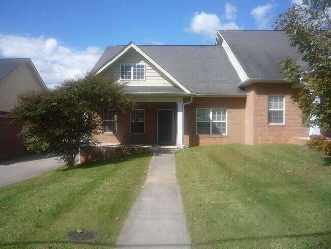 Building Photo - 121 Lagoon Dr