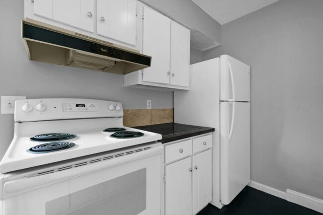 Building Photo - 1880 Billingsley Rd