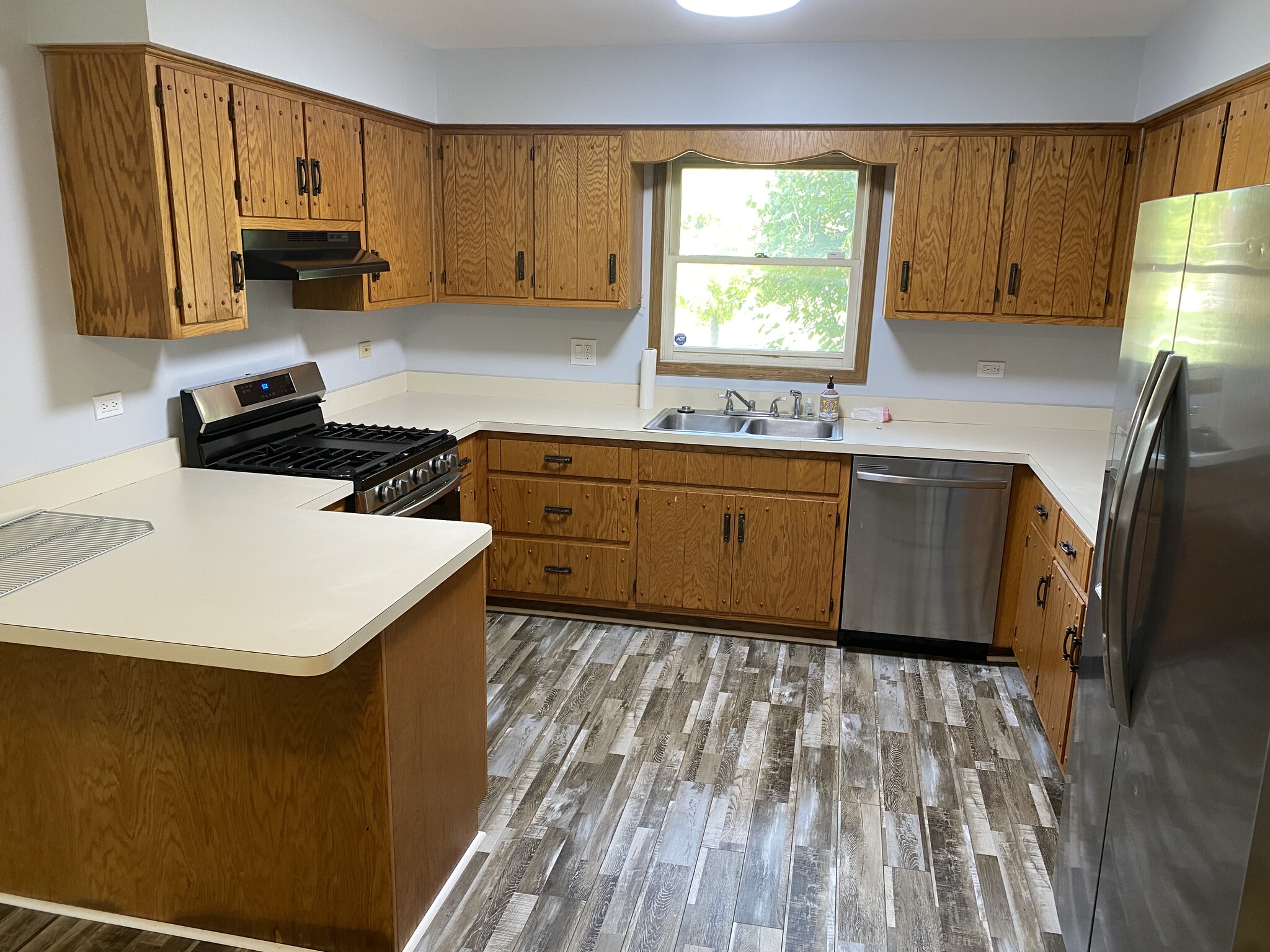 Building Photo - 2461 Red Oak Trl