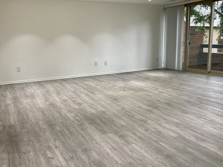Brand new flooring - 658 15th St S