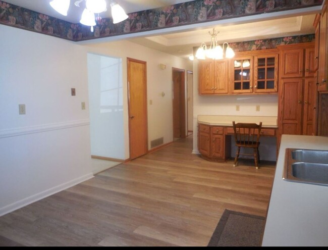 Building Photo - Great home in PRP!
