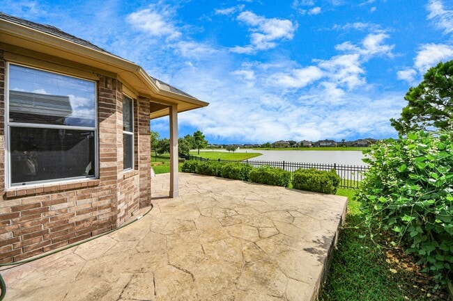 Building Photo - 1805 Jasmine Hollow Ln
