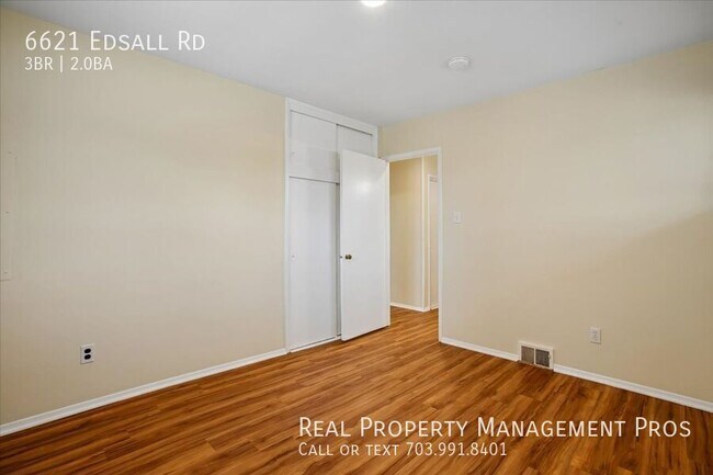 Building Photo - 6621 Edsall Rd