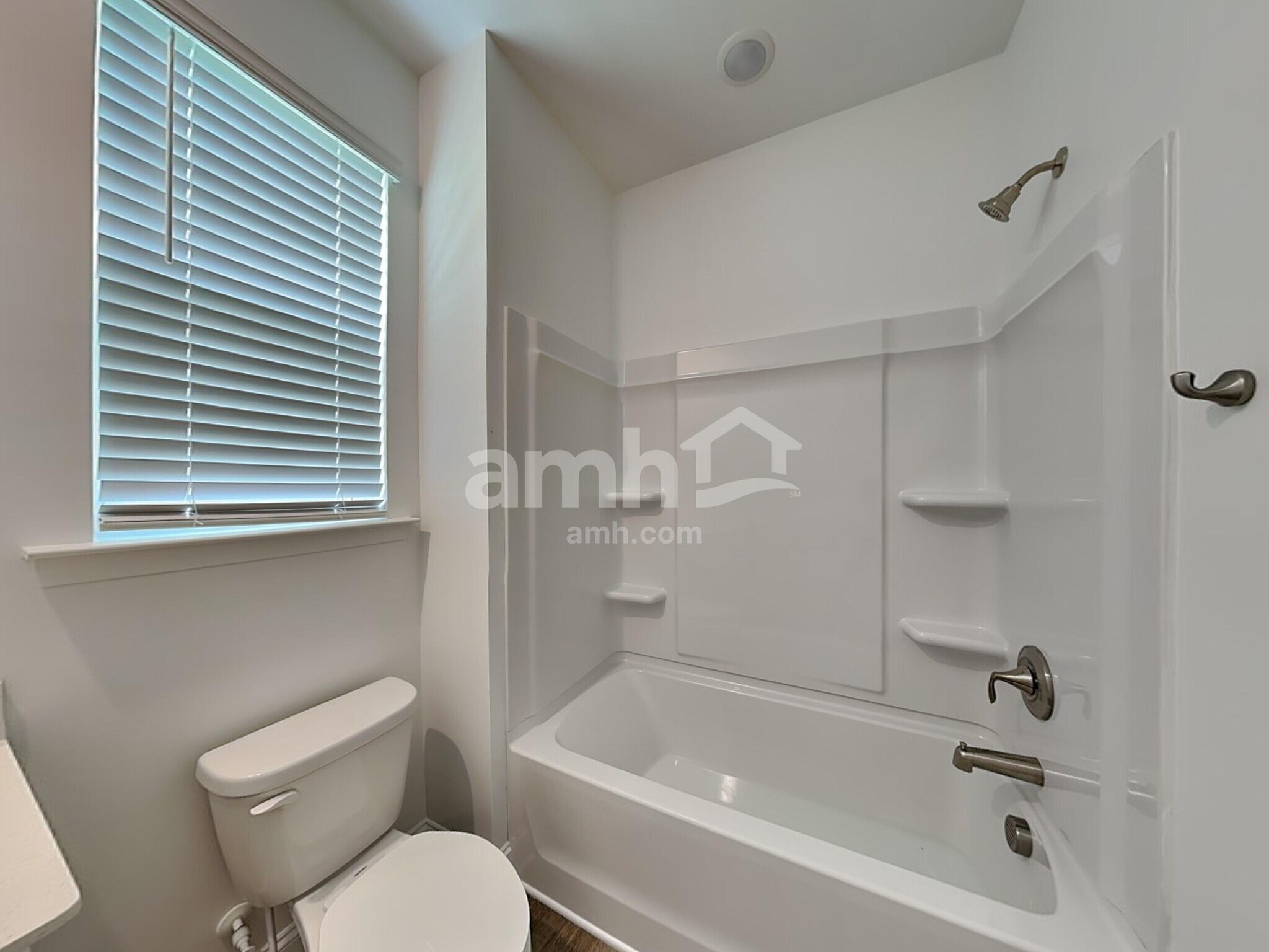 Building Photo - 1016 Bevington Dr