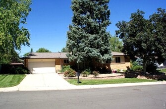 Building Photo - 10643 Sperry St