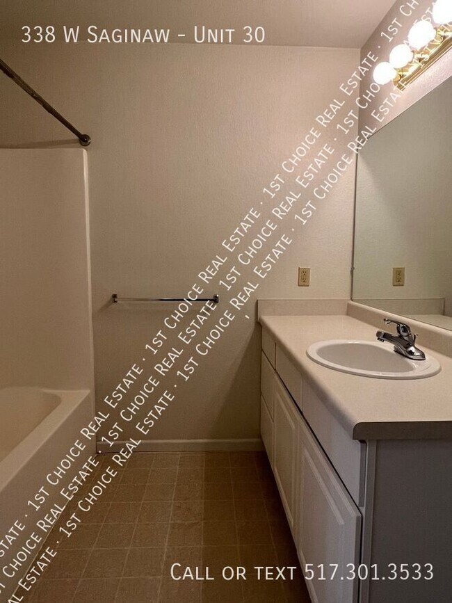 Building Photo - 338 W Saginaw-Unit 30