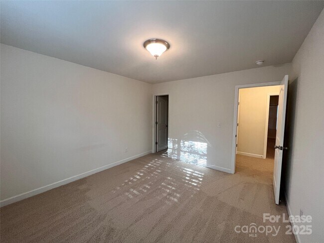 Building Photo - 17208 Caldwell Track Dr