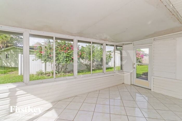 Building Photo - 1034 Hermosa Dr