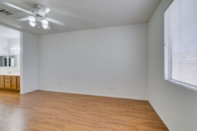 Building Photo - Charming Henderson Home on a Corner Cul-de-Sac Lot