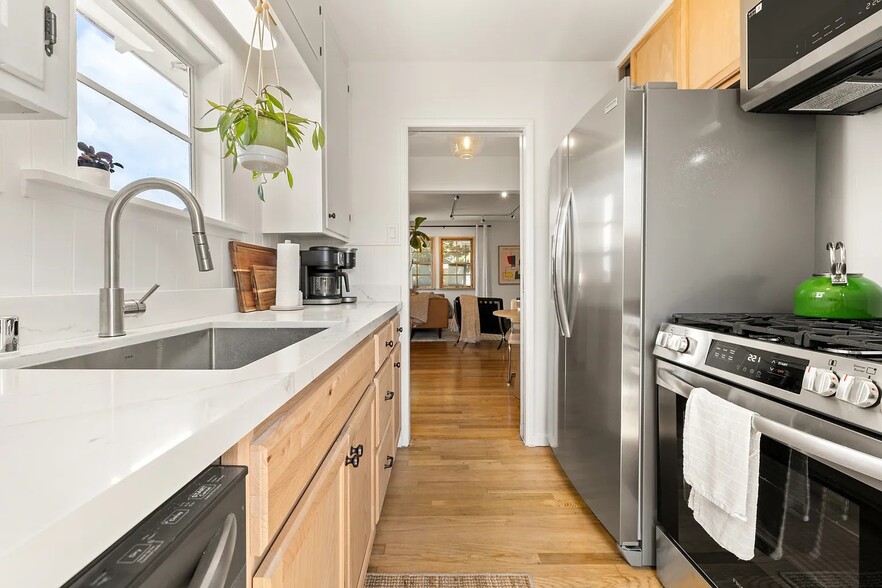 Building Photo - 8327 Wiley Post Ave
