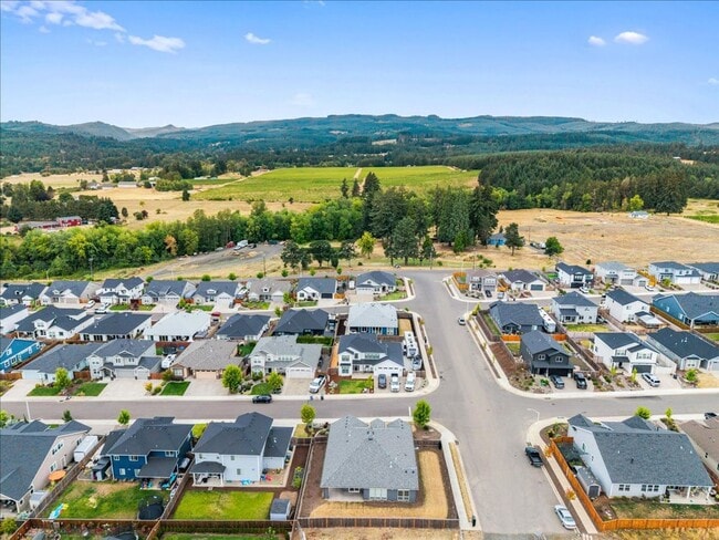 Building Photo - 3Bed/2 Bathroom Beautiful New Construction...