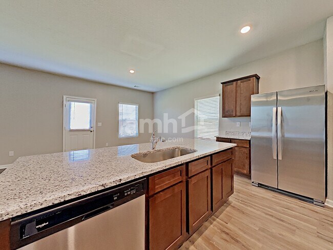 Building Photo - 4895 Bridle Path