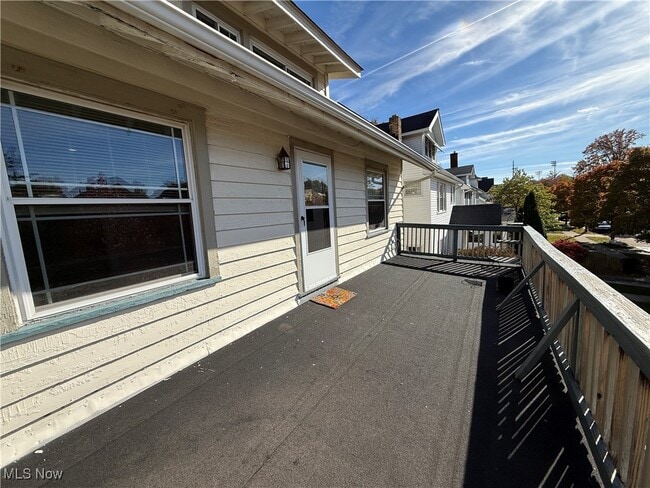 Building Photo - 1275 Donald Ave