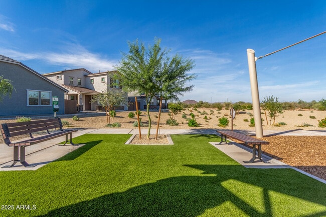 Building Photo - 14643 W Sand Hills Rd