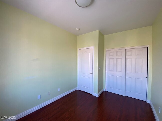 Building Photo - 5005 Auburn Skyline St