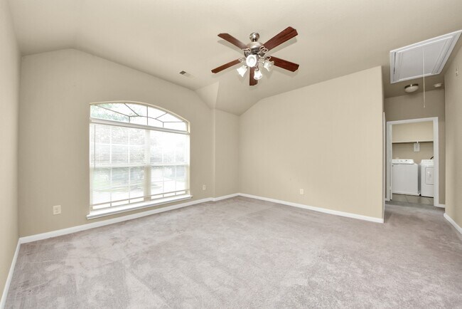 Building Photo - 6106 Grassy Haven Ln