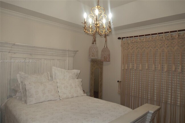 Building Photo - 9778 Bowline Dr