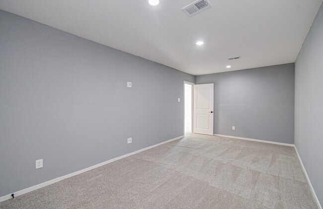 Building Photo - 22122 Ingham Blf Ln
