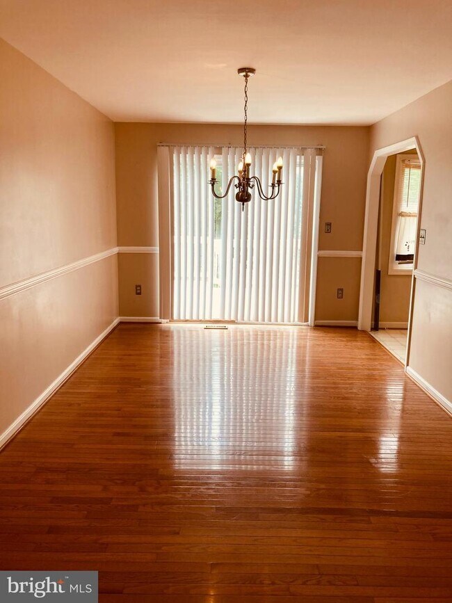 Building Photo - 6830 Red Rose Village Dr