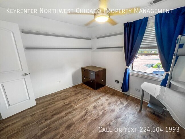Building Photo - 5815 Wilshire Ct