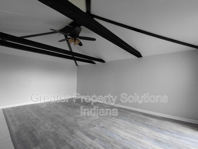 Building Photo - 8120 Kennedy Ave